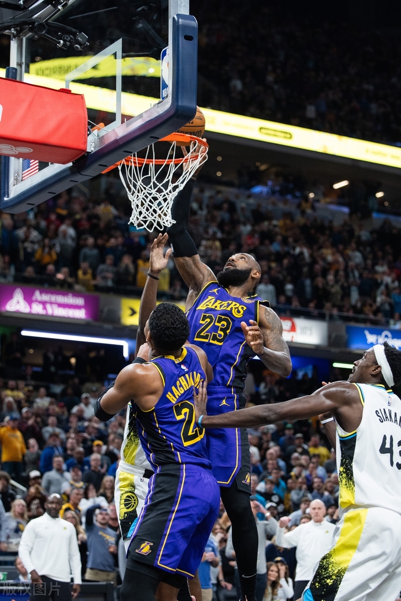 步行者逆转热火，詹姆斯惊艳四座