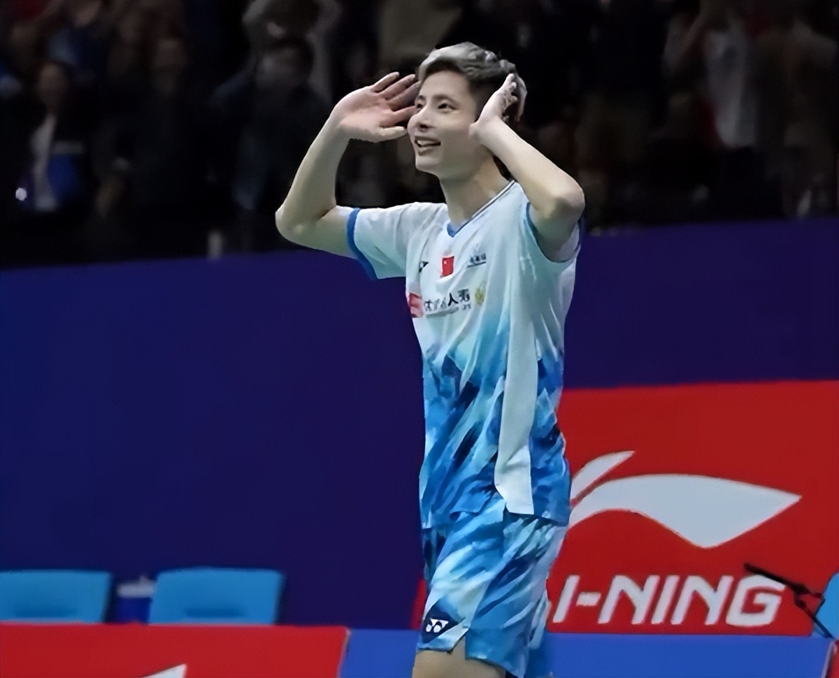 泰国队完胜马来西亚队，石宇奇点燃赛场