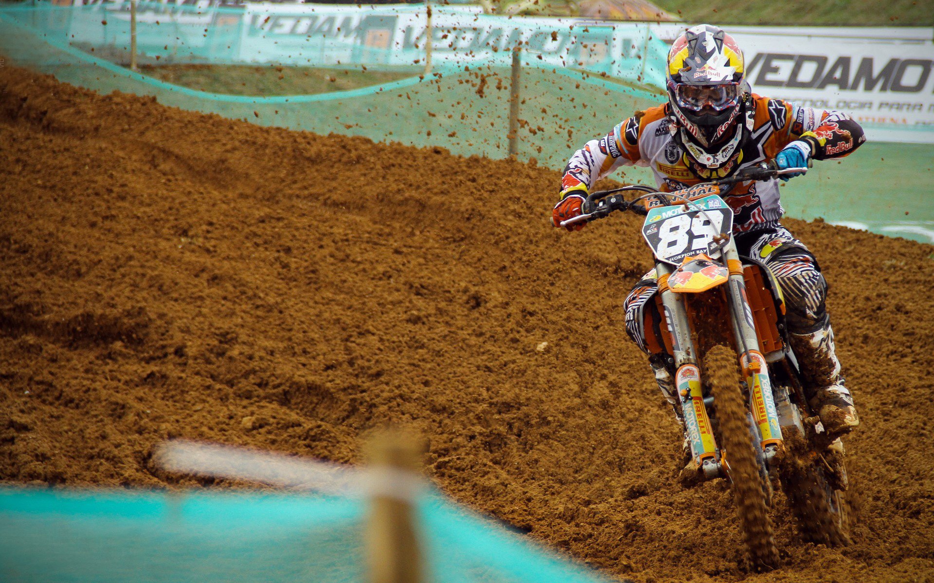 C罗硬仗之王，巴西踏平厄瓜多尔，绿茵场上的王者与军团