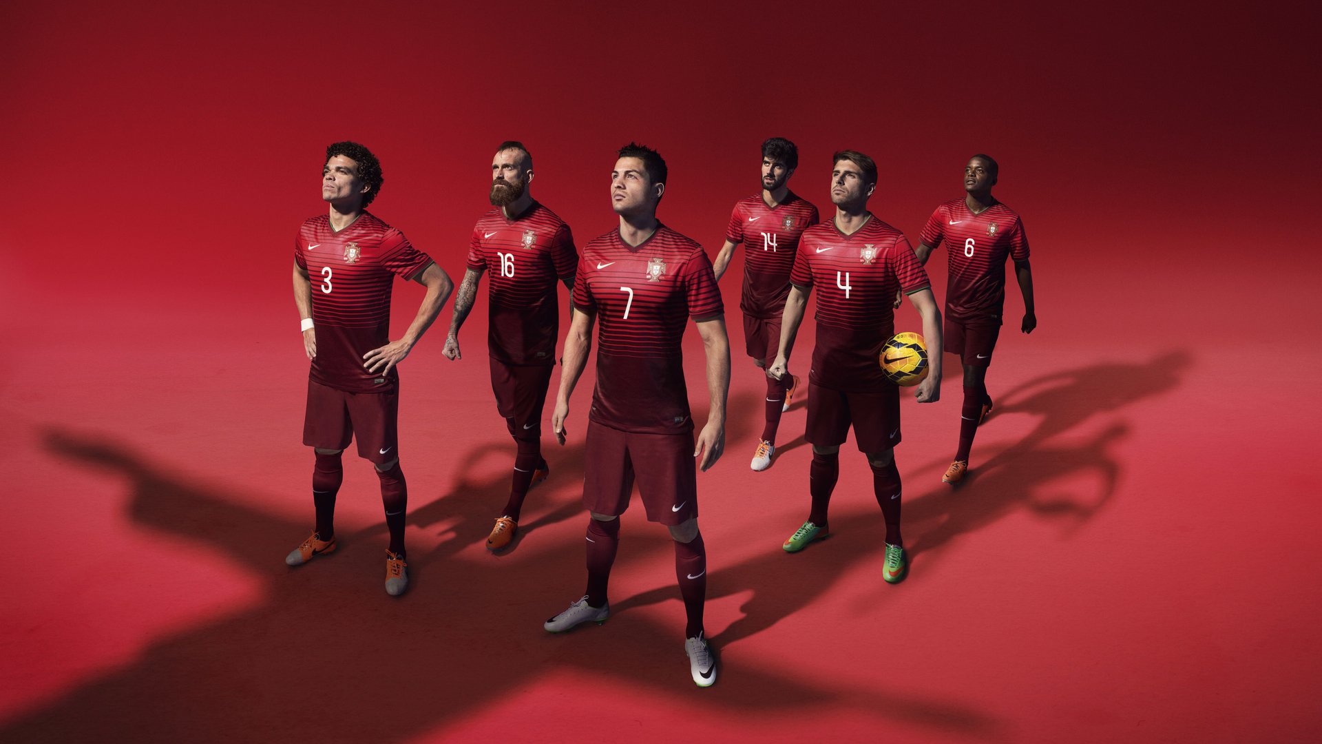 三笘薰贡献制胜表现，摩洛哥冲垮葡萄牙，亚洲之光与非洲雄狮的胜利交响