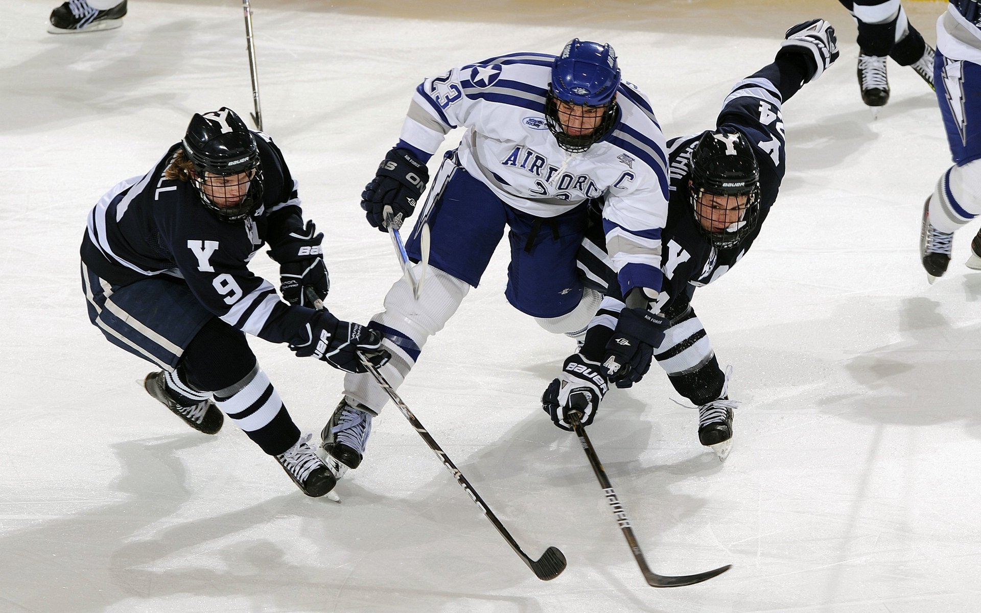 绝杀与救赎,当突尼斯冷箭穿透美国梦,哈兰德在别处加冕